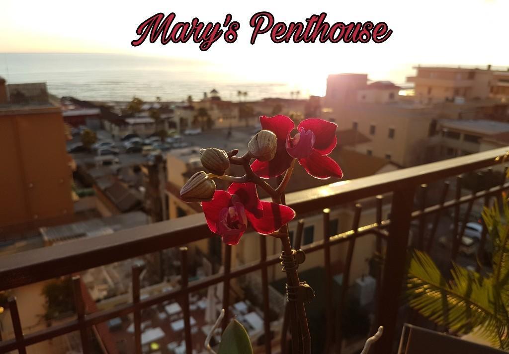 شقة Mary'S Penthouse ليدو دي أوستيا المظهر الخارجي الصورة