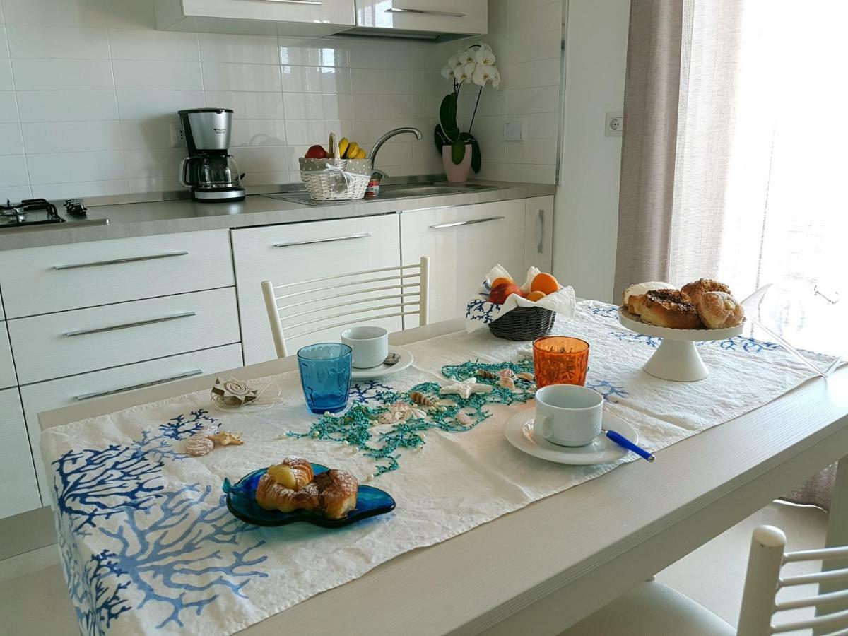 شقة Mary'S Penthouse ليدو دي أوستيا المظهر الخارجي الصورة